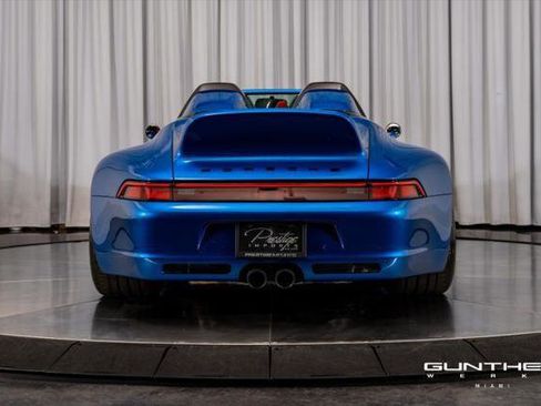 Used 1995 Porsche 911 Carrera RWD image 36