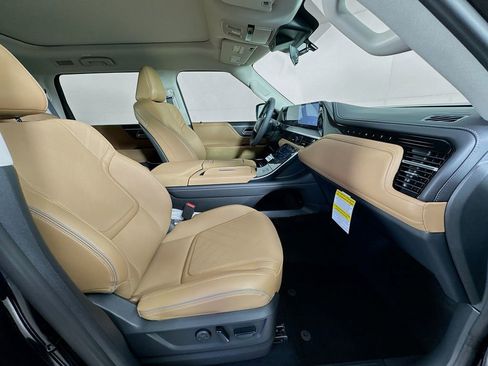 New 2026 INFINITI QX80 Luxe w/ Cargo Package image 36