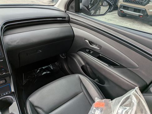 Used 2024 Hyundai Tucson Limited AWD/4WD image 19