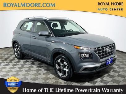 Used 2025 Hyundai Venue SEL