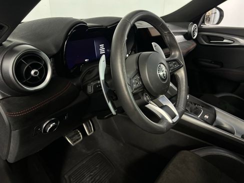 Used 2024 Alfa Romeo Tonale Veloce image 21