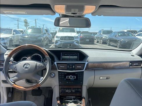 Used 2013 Mercedes-Benz E 350 Sedan image 5