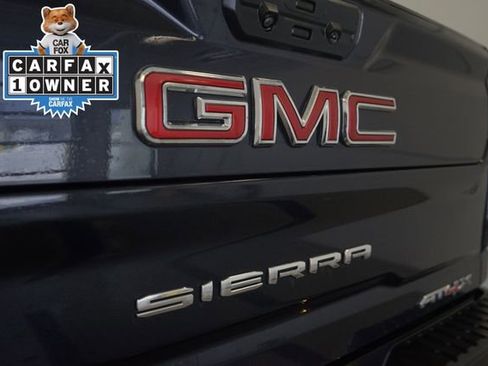 Used 2024 GMC Sierra 2500 AT4X image 13
