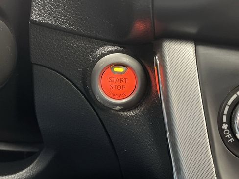 Used 2015 Nissan Sentra SR w/ SR Premium Package image 18