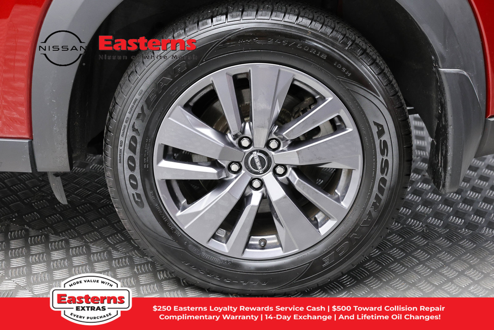 Used 2023 Nissan Pathfinder SV AWD/4WD image 8