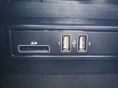 Used 2019 Mercedes-Benz E 300 image 37