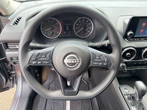 Used 2024 Nissan Sentra S FWD image 15