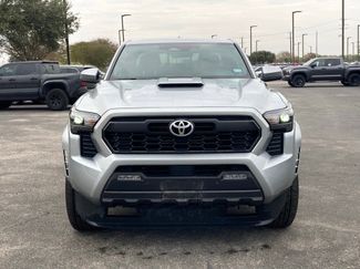 Used 2024 Toyota Tacoma TRD Sport video 2