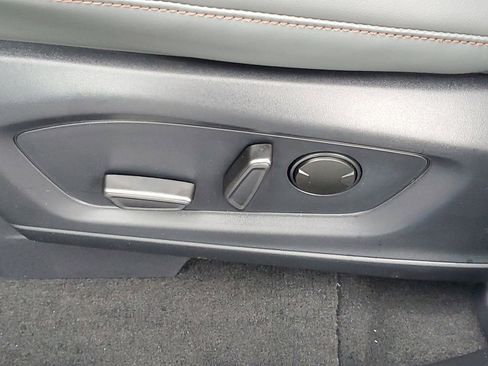 New 2026 Ford Explorer Active image 8