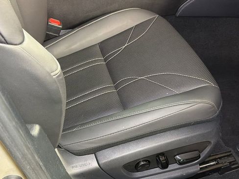 Used 2023 Lexus ES 300h Ultra Luxury w/ Accessory Package (Z2) image 12