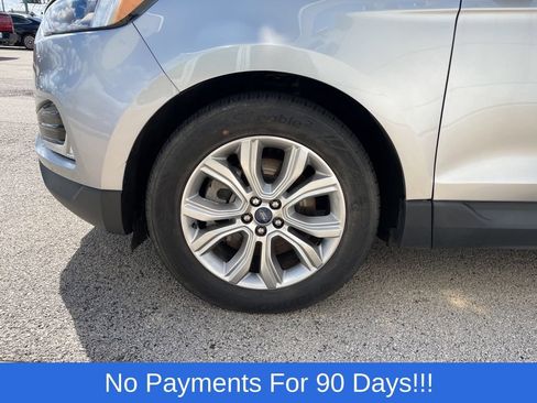 Used 2022 Ford Edge Titanium w/ Equipment Group 301A AWD/4WD image 16
