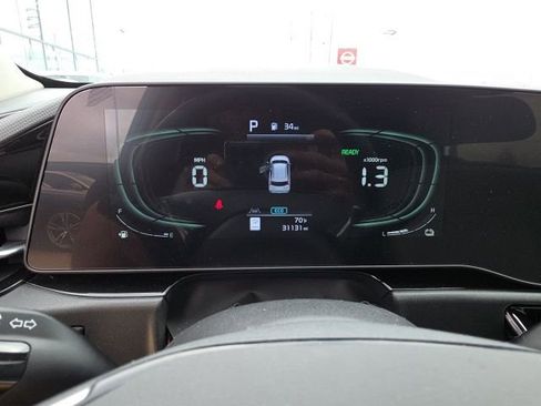 Used 2023 Kia Niro EX Touring image 16