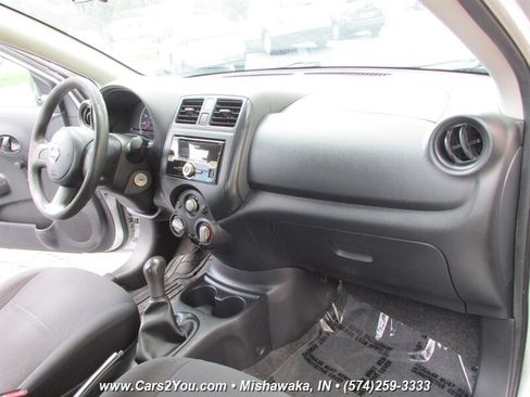 Used 2013 Nissan Versa S FWD image 13