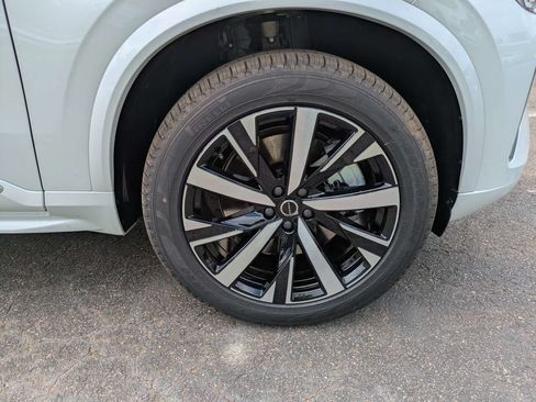 New 2026 Volvo XC90 T8 Core w/ Protection Package Premier AWD/4WD image 11