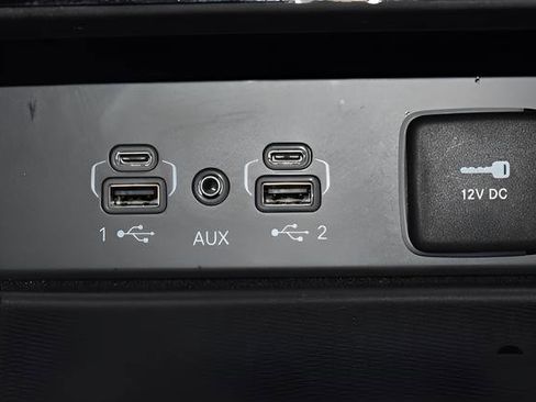 Used 2022 Jeep Grand Cherokee Limited w/ Luxury Tech Group II AWD/4WD image 27