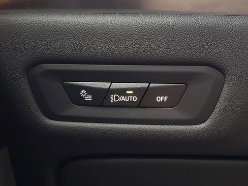 Used 2025 BMW X5 xDrive50e w/ M Sport Package image 30