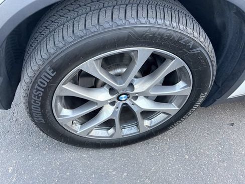 Used 2020 BMW X5 sDrive40i w/ Premium Package RWD image 3