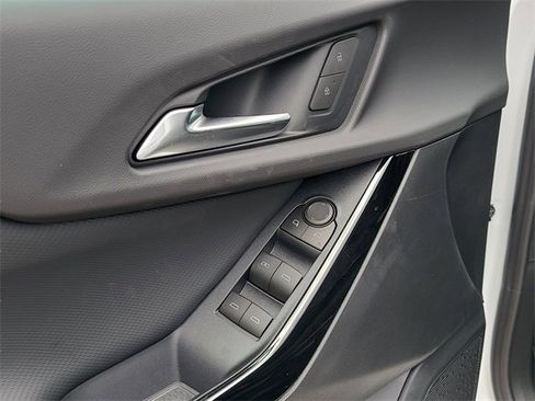 New 2026 Chevrolet Equinox LT image 19