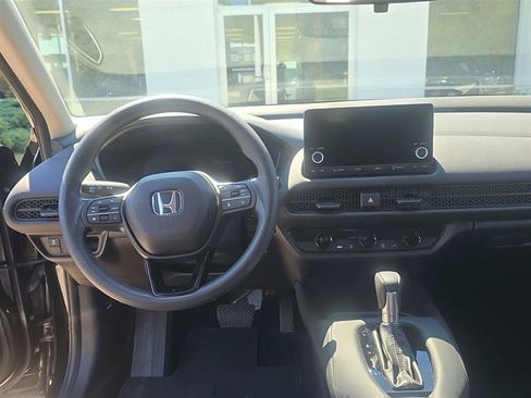 Used 2024 Honda HR-V LX image 4