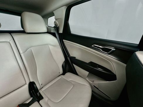 Used 2025 Kia Sportage EX w/ Premium Package FWD image 14