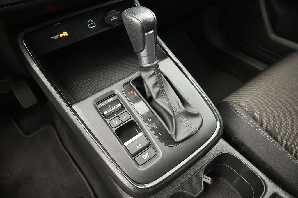 Used 2025 Honda CR-V LX image 6