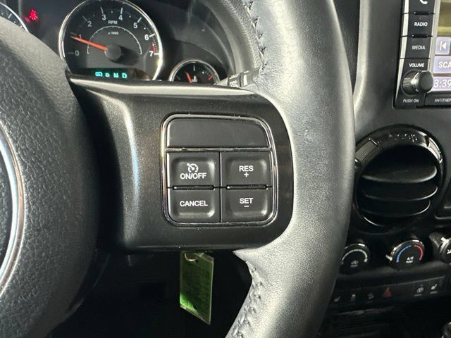 Used 2017 Jeep Wrangler Unlimited Sahara AWD/4WD image 16