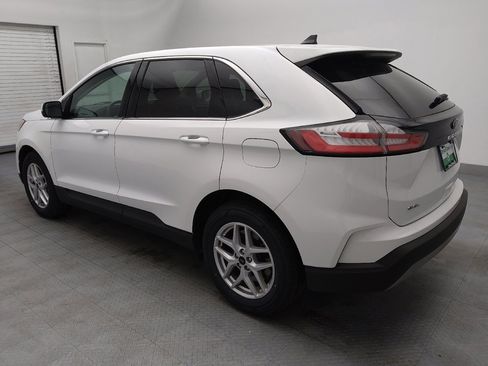 Used 2024 Ford Edge SEL image 3