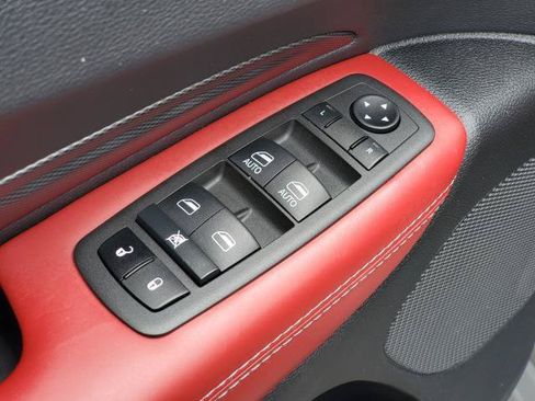 Used 2022 Dodge Durango R/T w/ Blacktop Package AWD/4WD image 21