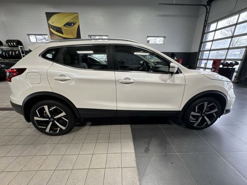 Certified 2022 Nissan Rogue Sport SL AWD/4WD image 41