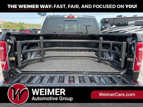 Used 2020 RAM 1500 Laramie w/ Sport Appearance Package AWD/4WD image 10