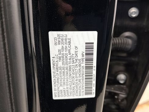 Used 2023 Honda Pilot Elite image 11