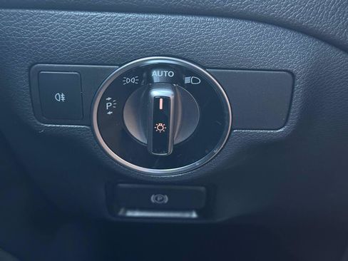 Used 2019 Mercedes-Benz CLA 250 image 48