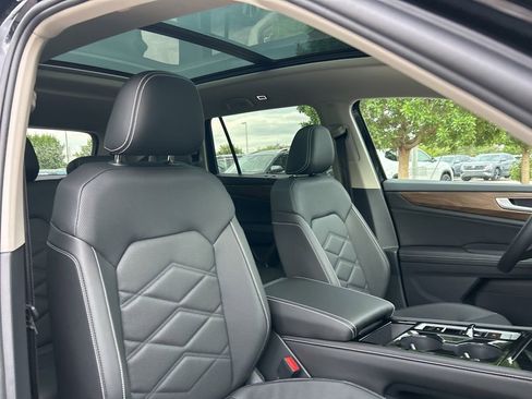 New 2026 Volkswagen Atlas SE FWD image 44