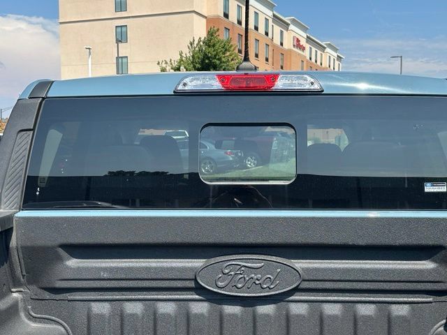 Used 2022 Ford Maverick Lariat w/ Lariat Luxury Package FWD image 11