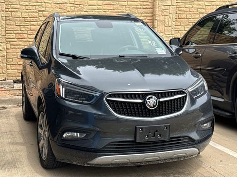Used 2017 Buick Encore Essence w/ Experience Buick Package FWD image 3