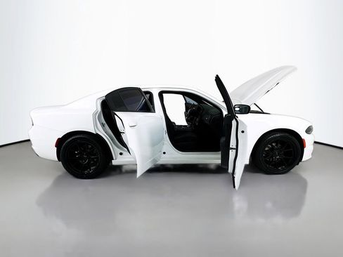 Used 2022 Dodge Charger SXT RWD image 19