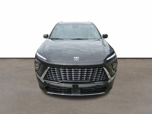 Used 2026 Buick Enclave Avenir w/ Super Cruise Package AWD/4WD image 9
