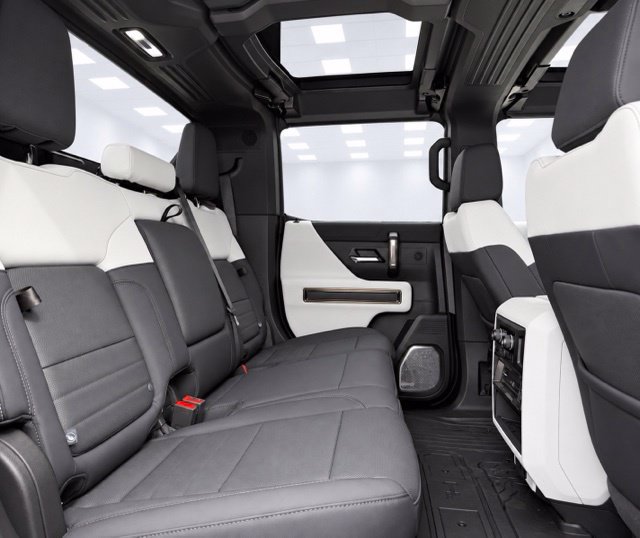 Used 2025 GMC Hummer EV 2X AWD/4WD image 27