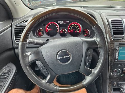 Used 2011 GMC Acadia Denali AWD/4WD image 12
