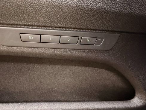 Used 2017 BMW 535i Gran Turismo xDrive w/ Luxury Seating Package AWD/4WD image 17