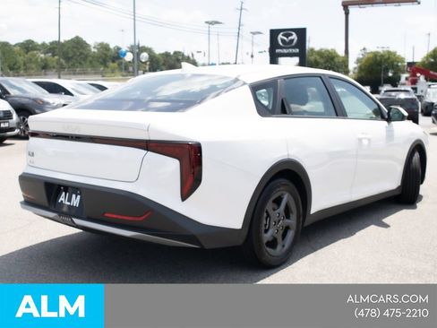 Used 2025 Kia K4 FWD image 7