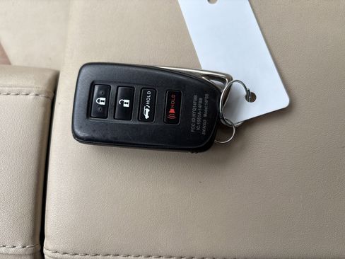 Used 2020 Lexus RX 350 AWD w/ Premium Package image 36