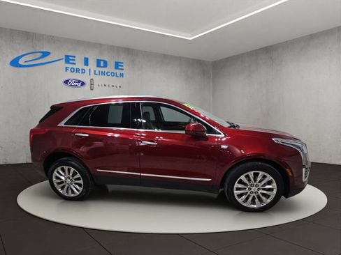 Used 2017 Cadillac XT5 Platinum w/ Driver Assist Package AWD/4WD image 7