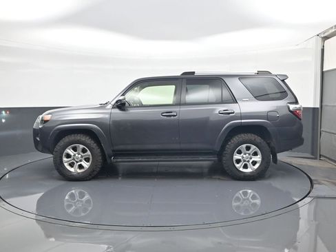 Used 2022 Toyota 4Runner SR5 image 4