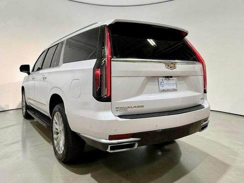 Used 2022 Cadillac Escalade ESV Premium Luxury AWD/4WD image 14