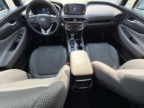 Used 2020 Hyundai Santa Fe SEL image 2