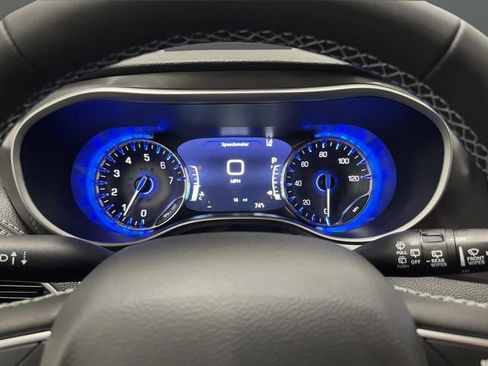 New 2026 Chrysler Pacifica Select image 17