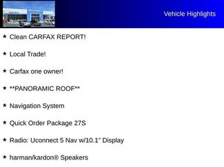 Used 2023 Chrysler Pacifica Pinnacle FWD video 5