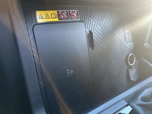 Used 2025 Toyota 4Runner Limited image 23