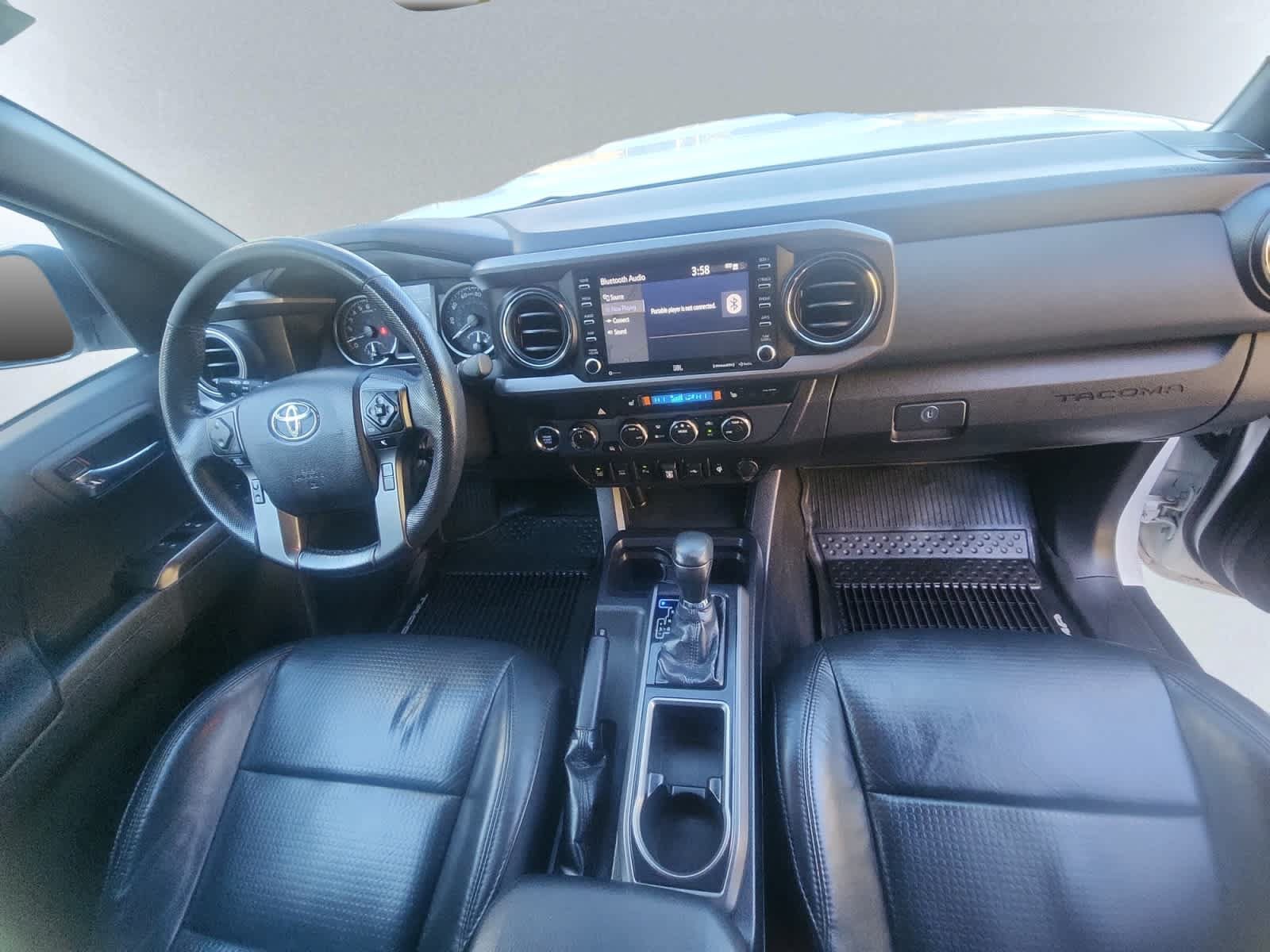 Used 2021 Toyota Tacoma TRD Sport w/ TRD Premium Sport Package AWD/4WD image 18